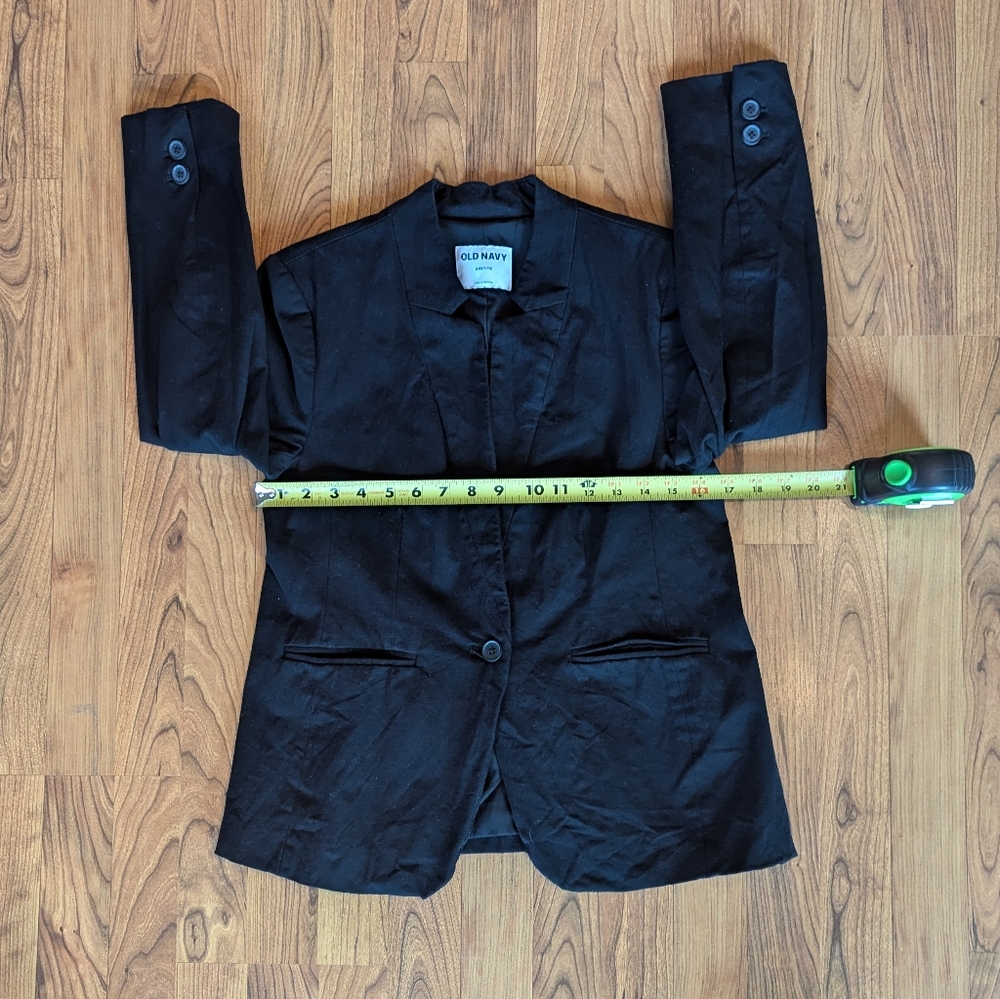 Old Navy Pixie Blazer in Black, Petite Small - Picture 6 of 9